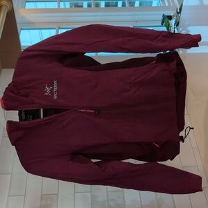 Arc'teryx Atom LT Hooded Insulated Jacket